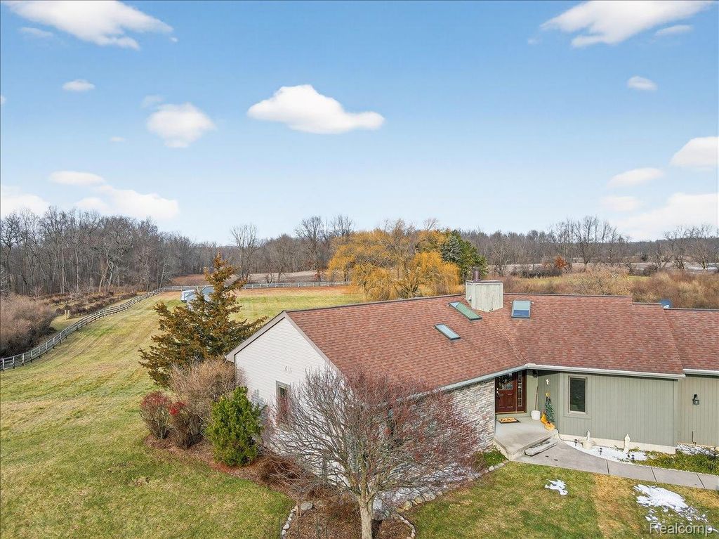 13660 French Lane, Springfield Charter Township, MI 48350