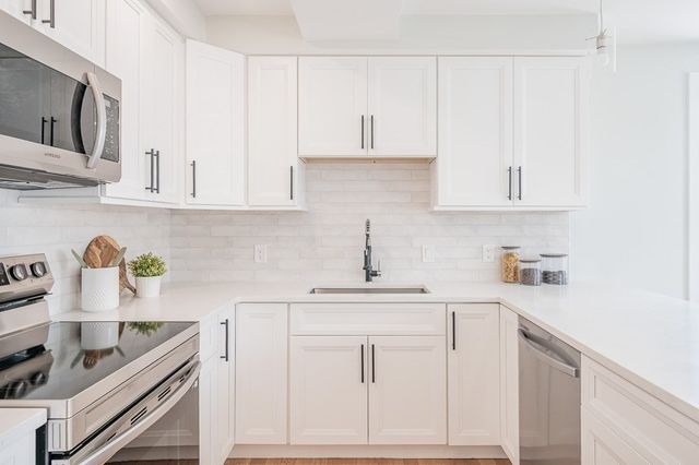 199 South Ave 3, Whitman, MA 02382