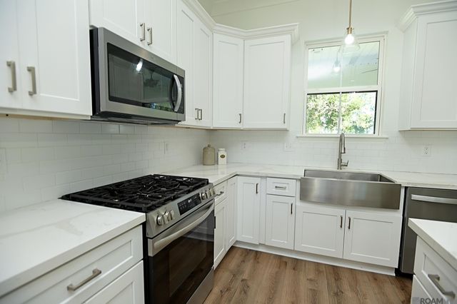 2126 Saint Mary St, Thibodaux, LA 70301