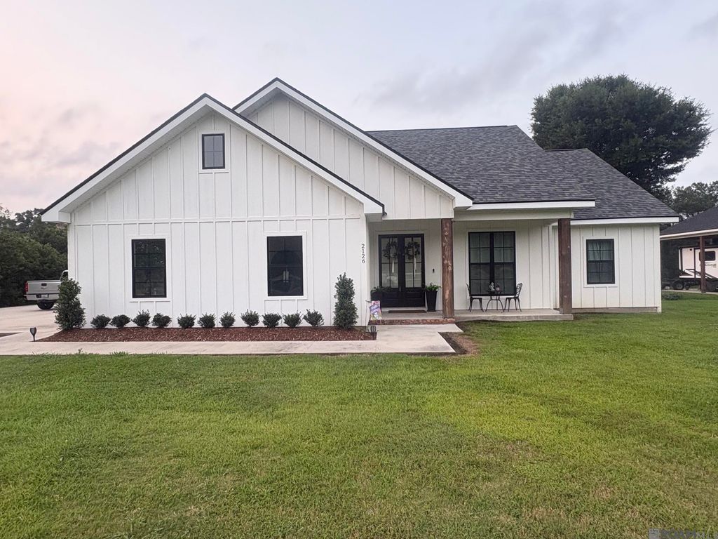 2126 Saint Mary St, Thibodaux, LA 70301