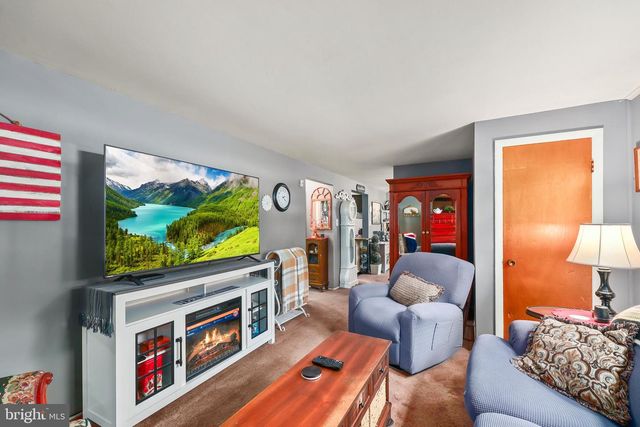 3617 FORESTDALE AVE, Woodbridge, VA 22193