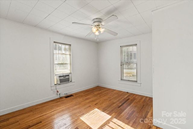 412 Wilson Street NW, Lenoir, NC 28645