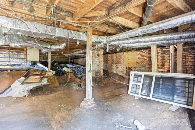 412 Wilson Street NW, Lenoir, NC 28645