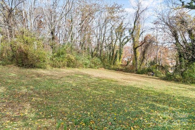 412 Wilson Street NW, Lenoir, NC 28645