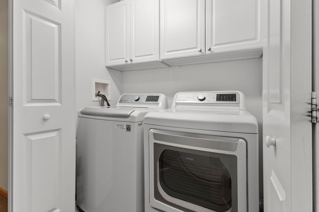 1530 Zarthan Avenue S 302, Saint Louis Park, MN 55416