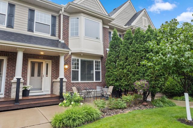 1530 Zarthan Avenue S 302, Saint Louis Park, MN 55416