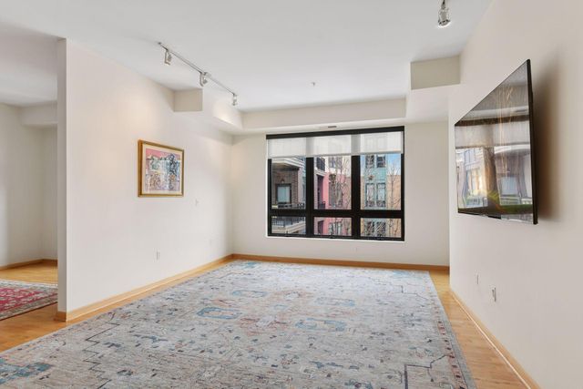 3709 Grand Way 315, Saint Louis Park, MN 55416