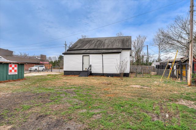 3863 Augusta Road, Warrenville, SC 29851