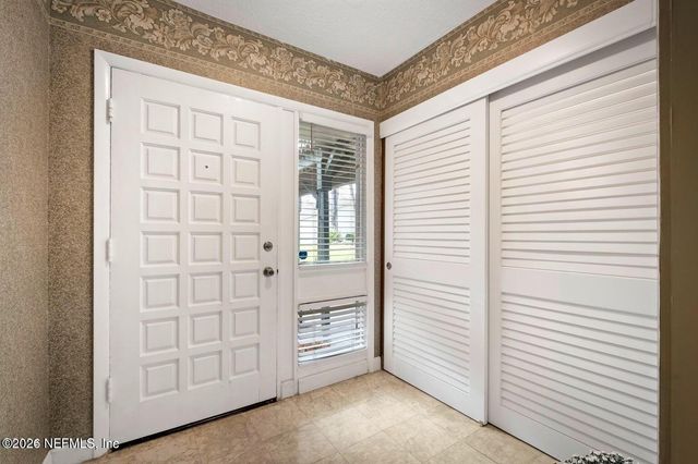 10137 LEISURE Lane S 12, Jacksonville, FL 32256