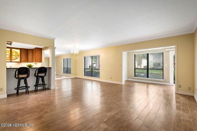 10137 LEISURE Lane S 12, Jacksonville, FL 32256