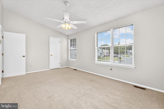 7931 WOODED GLEN CT, Pasadena, MD 21122