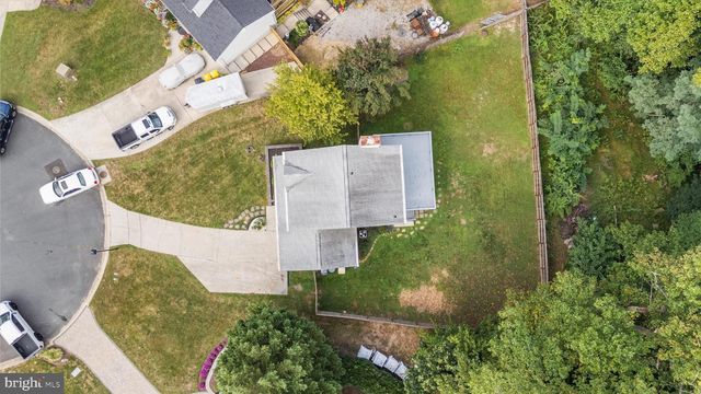7931 WOODED GLEN CT, Pasadena, MD 21122