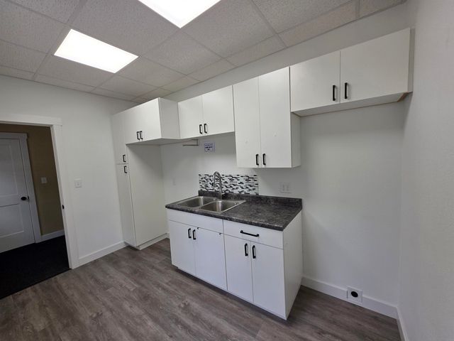 712 E Main Street, New Hampton, IA 50659