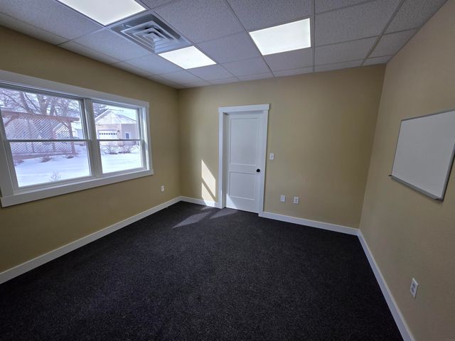 712 E Main Street, New Hampton, IA 50659