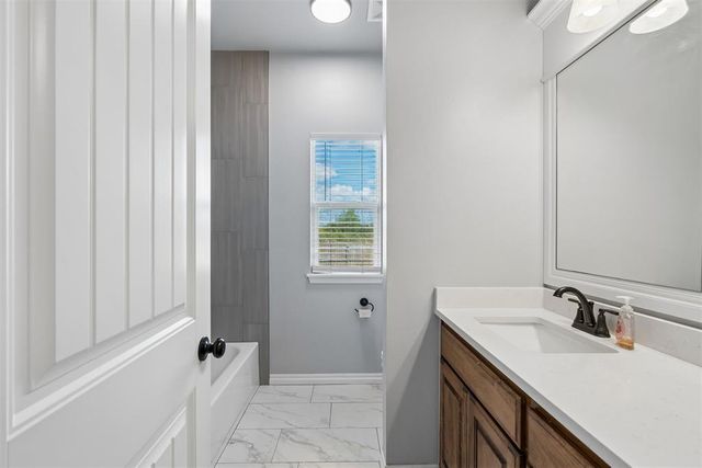 10200 Baldwin Lane, Oklahoma City, OK 73169