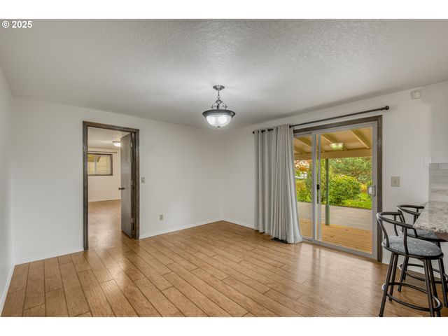 31514 S BEAR MEADOW Ct, Molalla, OR 97038