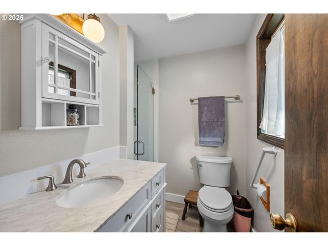 31514 S BEAR MEADOW Ct, Molalla, OR 97038