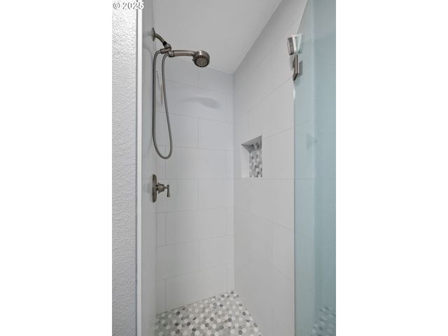 31514 S BEAR MEADOW Ct, Molalla, OR 97038