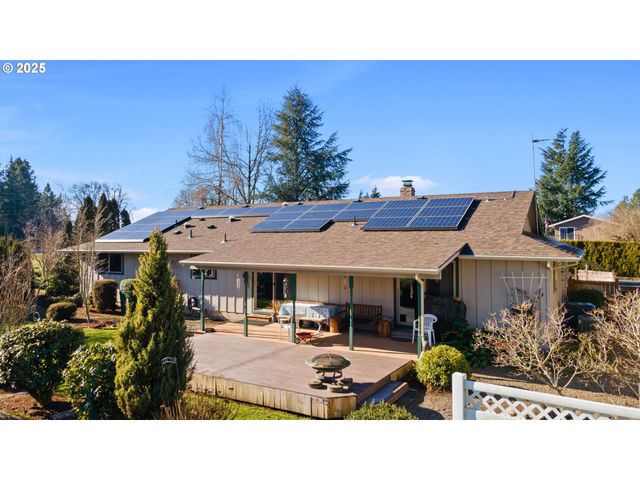 31514 S BEAR MEADOW Ct, Molalla, OR 97038