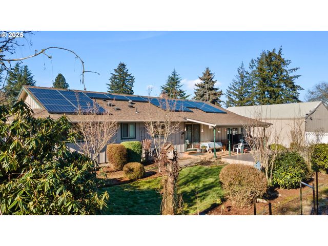 31514 S BEAR MEADOW Ct, Molalla, OR 97038