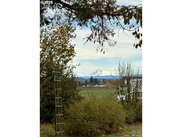 31514 S BEAR MEADOW Ct, Molalla, OR 97038