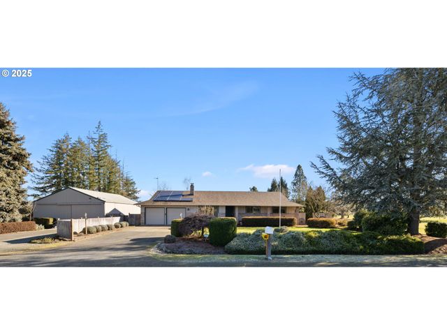 31514 S BEAR MEADOW Ct, Molalla, OR 97038