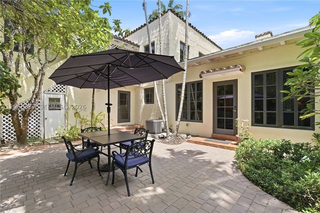 1140 Asturia Ave, Coral Gables, FL 33134