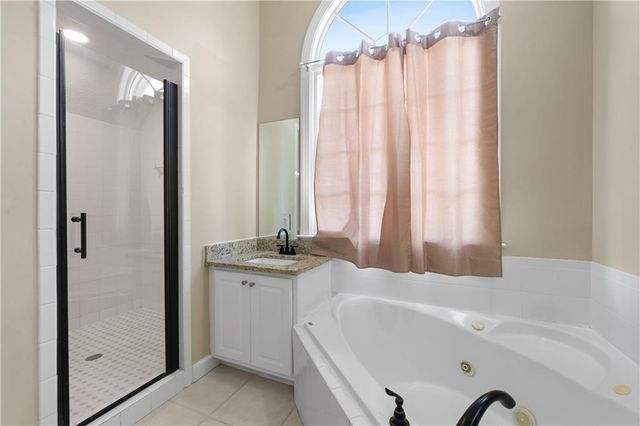 1811 Lake Cove SW Drive, Atlanta, GA 30331