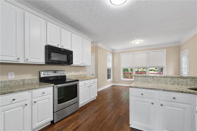 1811 Lake Cove SW Drive, Atlanta, GA 30331