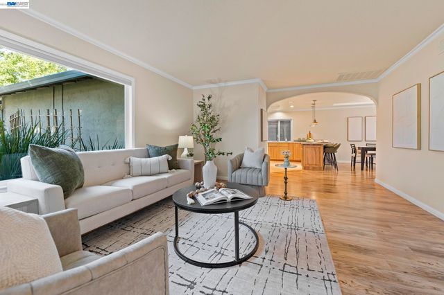 635 Teal Ct, Livermore, CA 94551