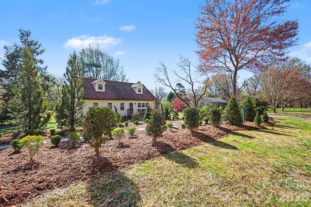 10116 Mountain Apple Drive, Mint Hill, NC 28227