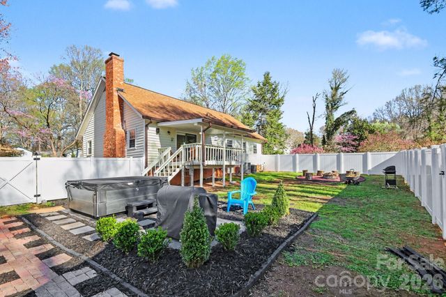 10116 Mountain Apple Drive, Mint Hill, NC 28227