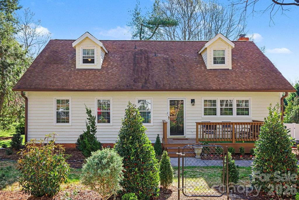 10116 Mountain Apple Drive, Mint Hill, NC 28227