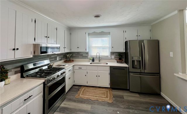 7393 Colts Neck Rd, Mechanicsville, VA 23111