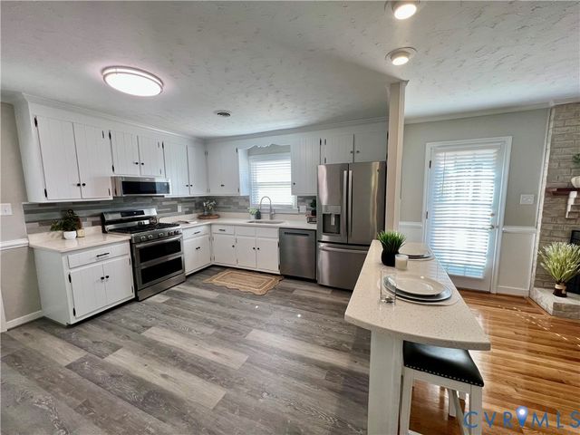 7393 Colts Neck Rd, Mechanicsville, VA 23111