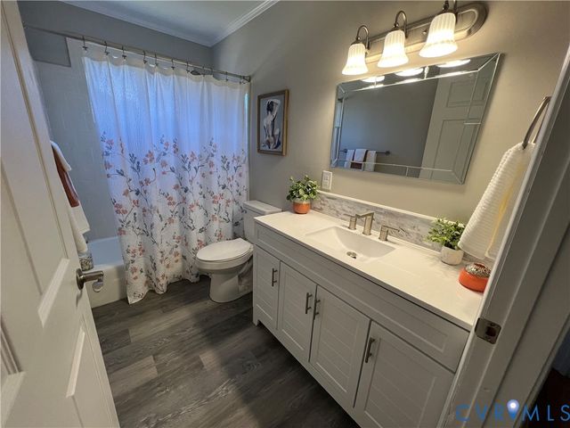 7393 Colts Neck Rd, Mechanicsville, VA 23111