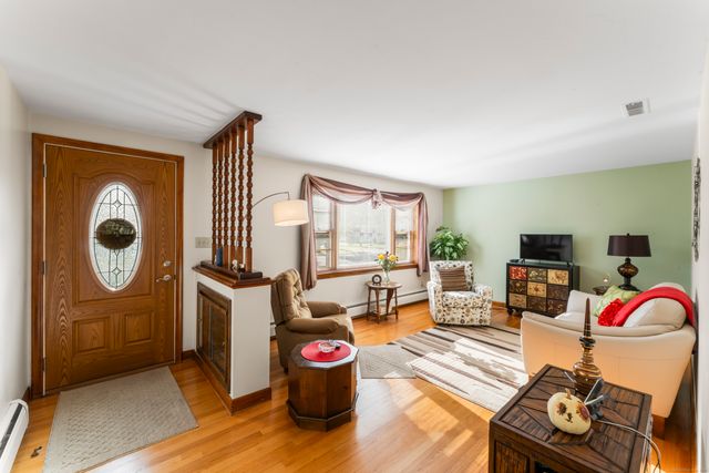 377 Connecticut Avenue, Newington, CT 06111
