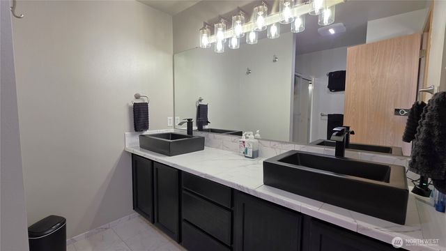 128 Berggren Road N, Eatonville, WA 98328