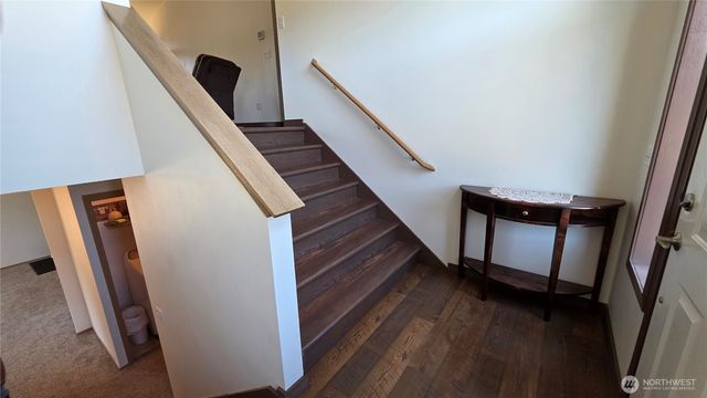 128 Berggren Road N, Eatonville, WA 98328