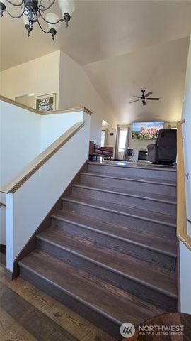 128 Berggren Road N, Eatonville, WA 98328