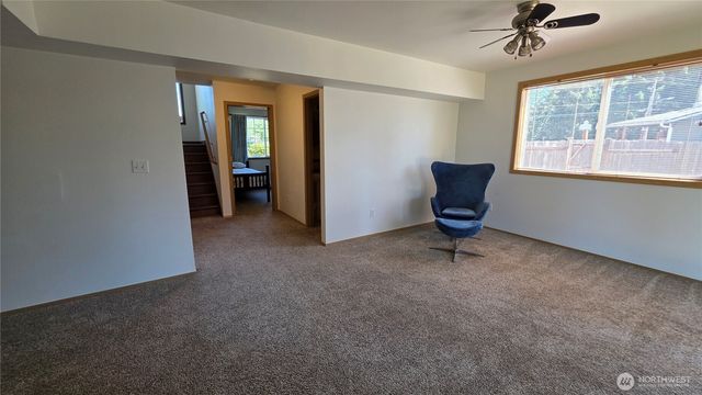 128 Berggren Road N, Eatonville, WA 98328