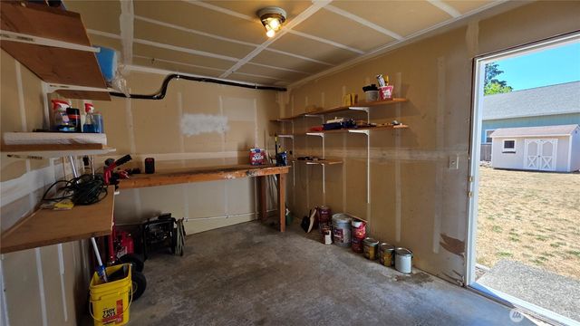 128 Berggren Road N, Eatonville, WA 98328