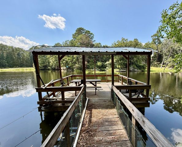 630 Hillbilly Heaven Road, Livingston, TX 77351
