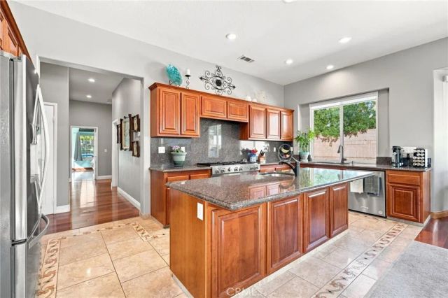 36363 Poplar, Yucaipa, CA 92399