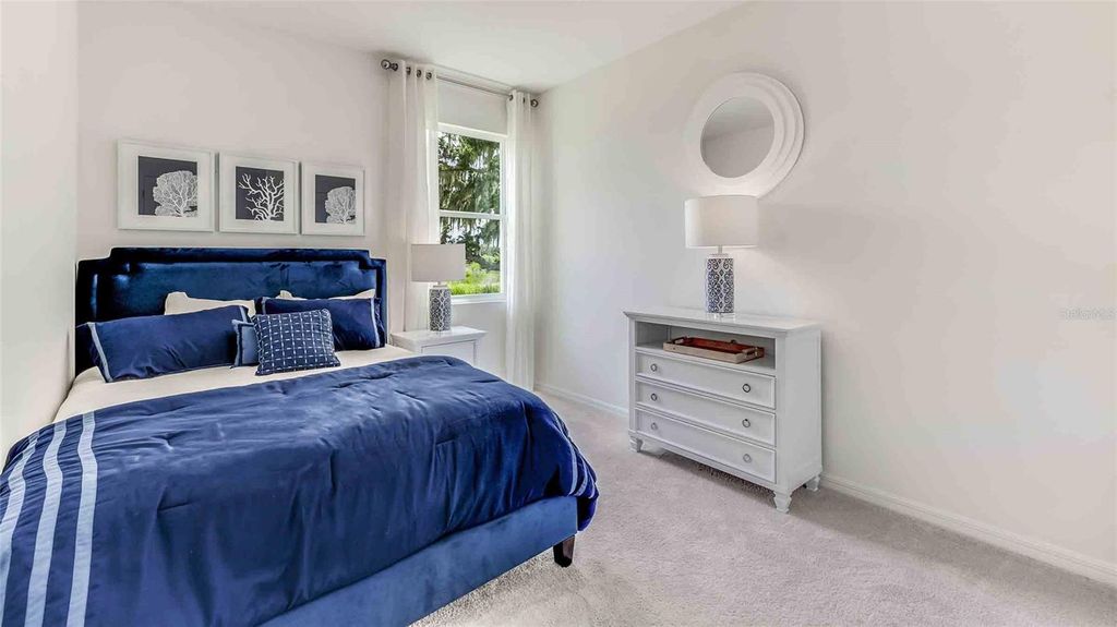 Image 8 of property listing at 2439 STRATTEN DRIVE, Zephyrhills, FL 33541