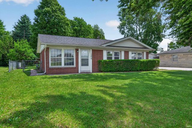1206 IMPERIAL Drive, Kokomo, IN 46902