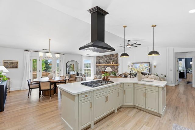 41797 River Knolls Way, Coarsegold, CA 93614