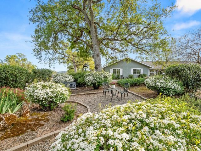 41797 River Knolls Way, Coarsegold, CA 93614