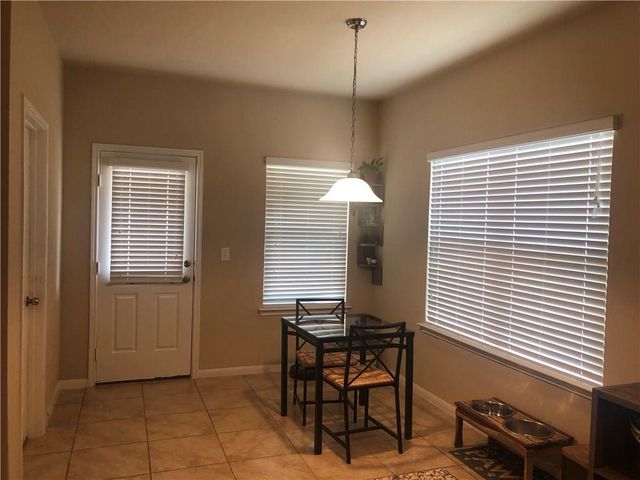 2204 Bettylou LN, Austin, TX 78754