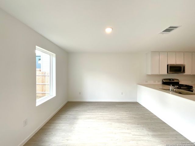 7638 Aston Peak, San Antonio, TX 78253